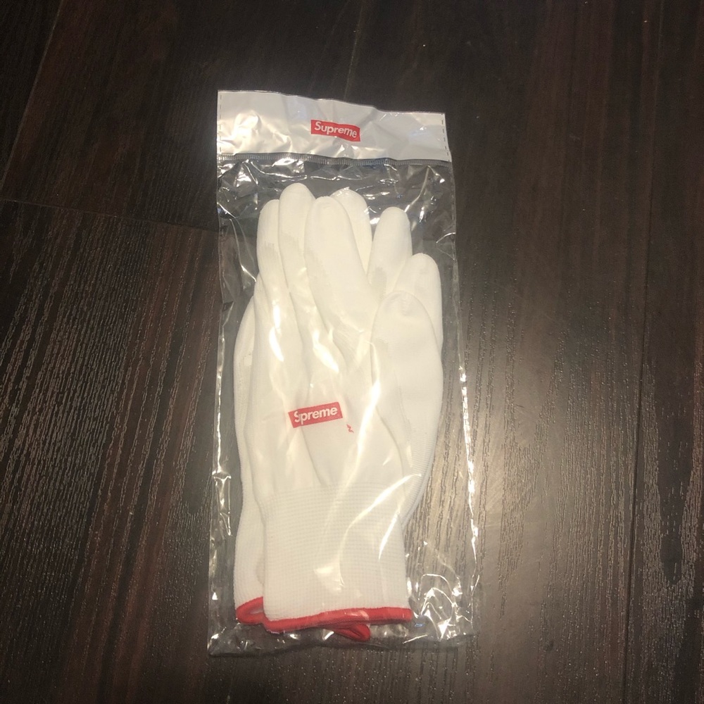 Supreme Rubberized Gloves